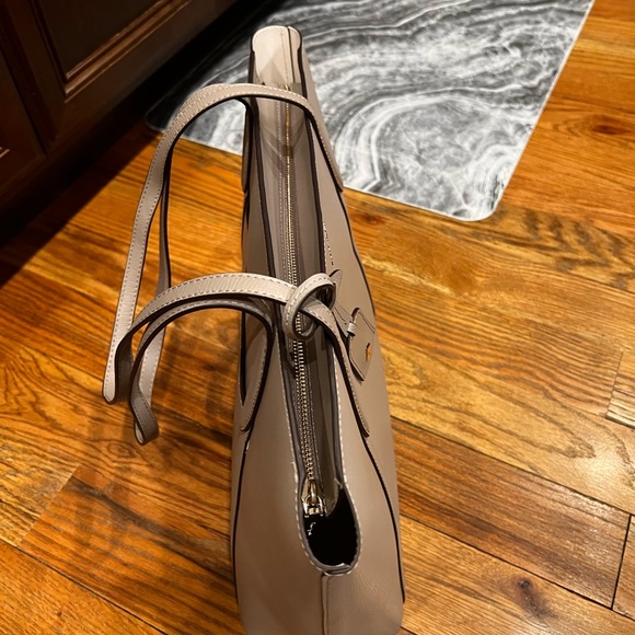 KATE SPADE Cara Tote in tan - Picture 11 of 15